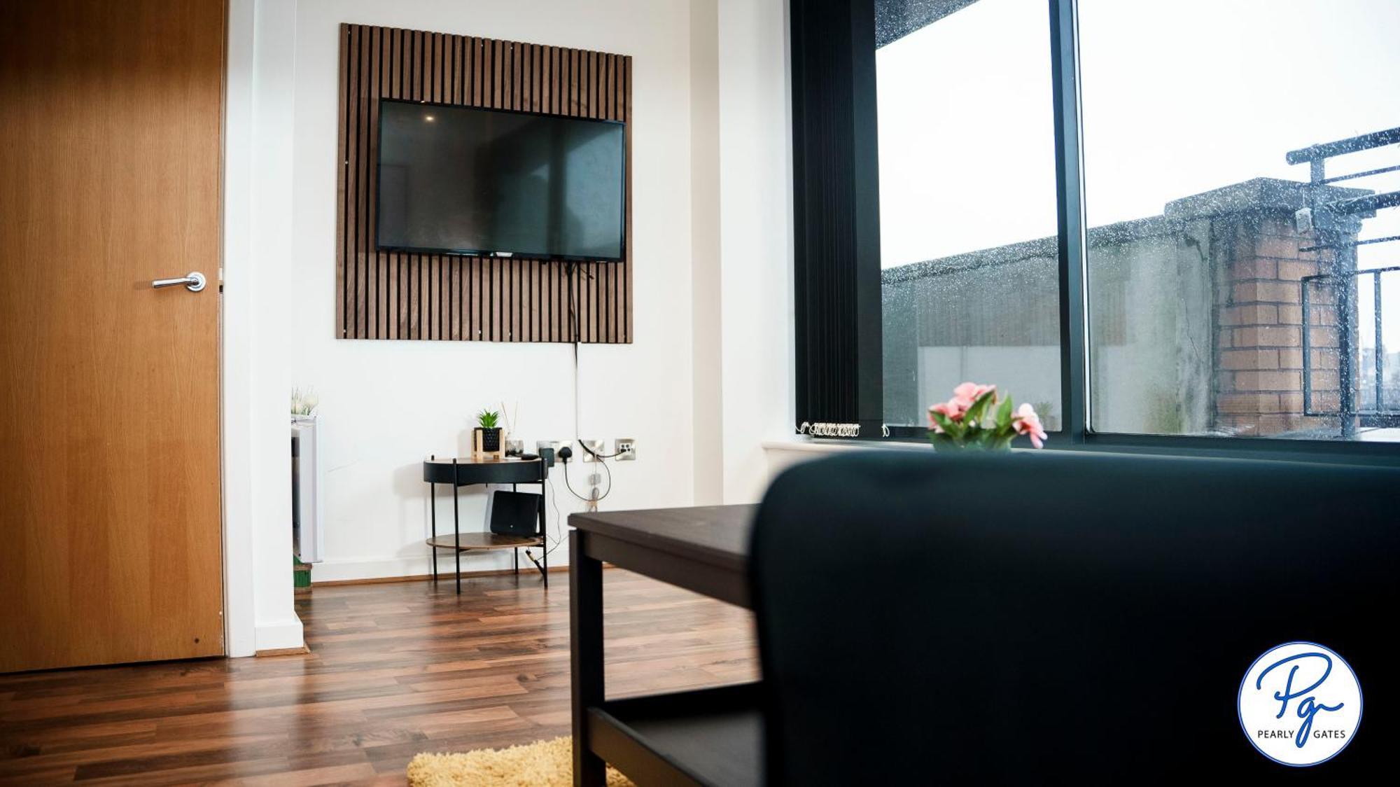 Penthouse - Amazing City Skyline Views - Balcony - Free Extra 2 Hours - Free Parking - Utilita Arena - Bullring Shopping - New St Station- Super King Size Bed Birmingham Ngoại thất bức ảnh